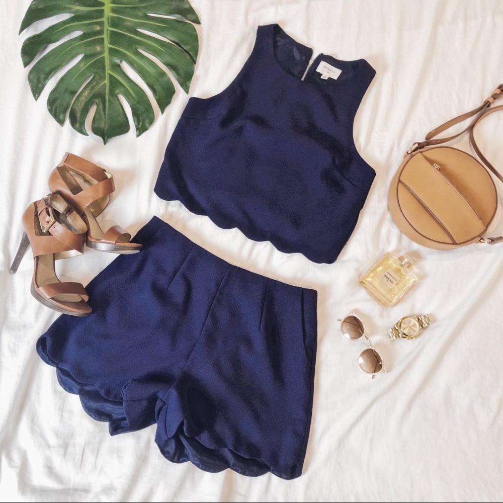 Scalloped Short and Crop Tank Set